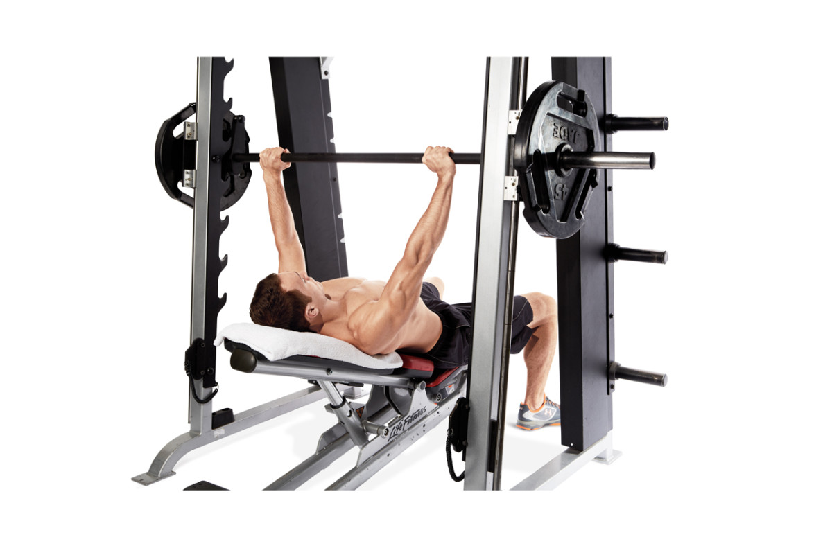Chest and tricep workout - Smith_machine_incline_press - pharmafoodhealth