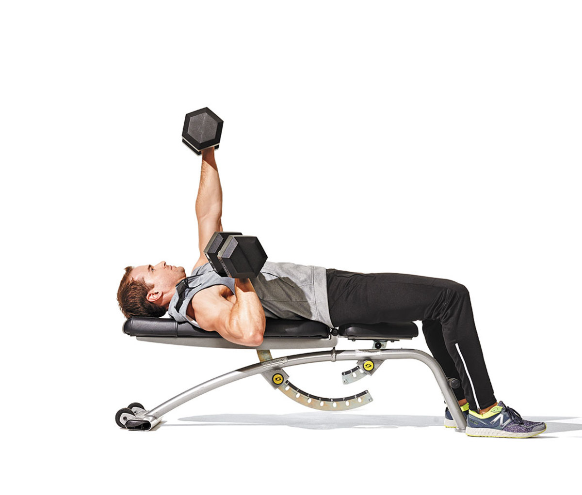 Chest and tricep workout - Alternating Dumbbell Bench Press - pharmafoodhealth