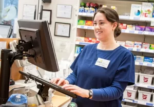 Where Do Pharmacy Technicians Work?